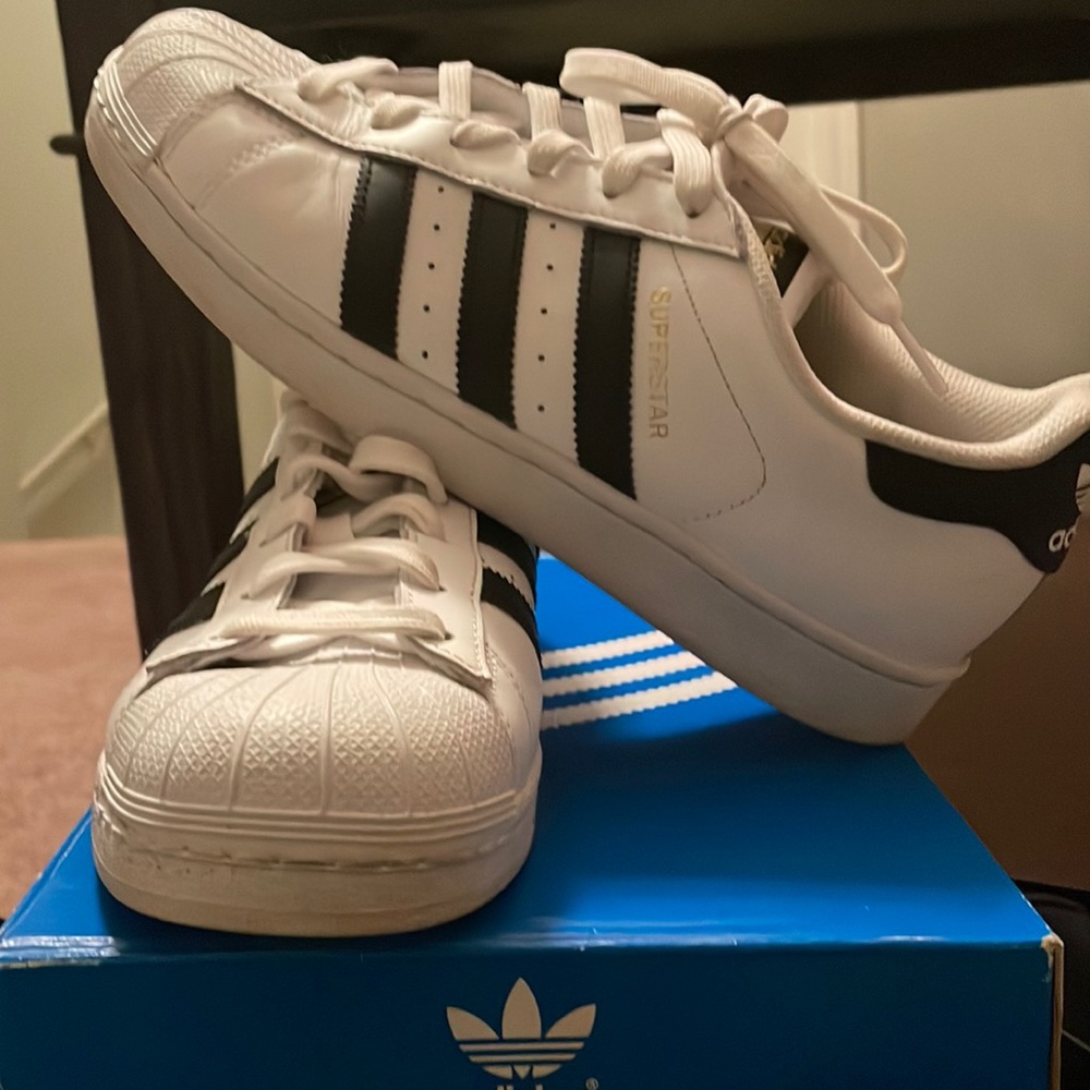 Adidas Superstar